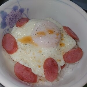 朝食☆ウインナーエッグ丼